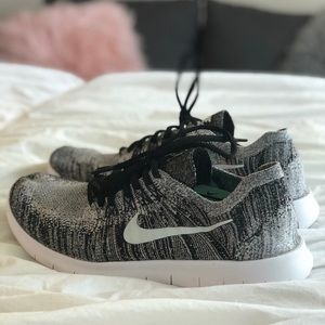 Nike Free RN 2017 FlyKnit Running Shoes